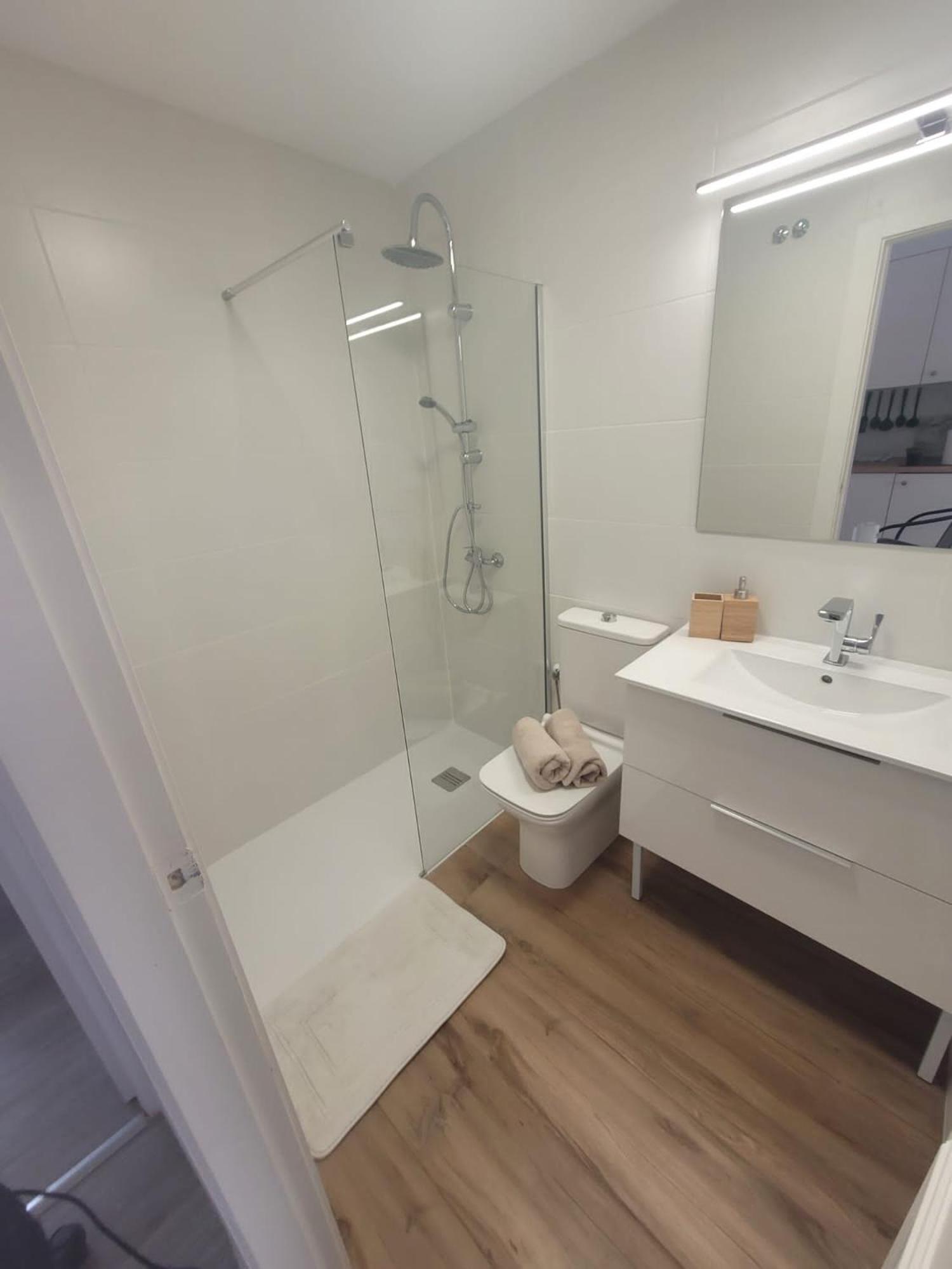 Przytulny Apartament 100M Od Plazy 托雷维耶哈 外观 照片