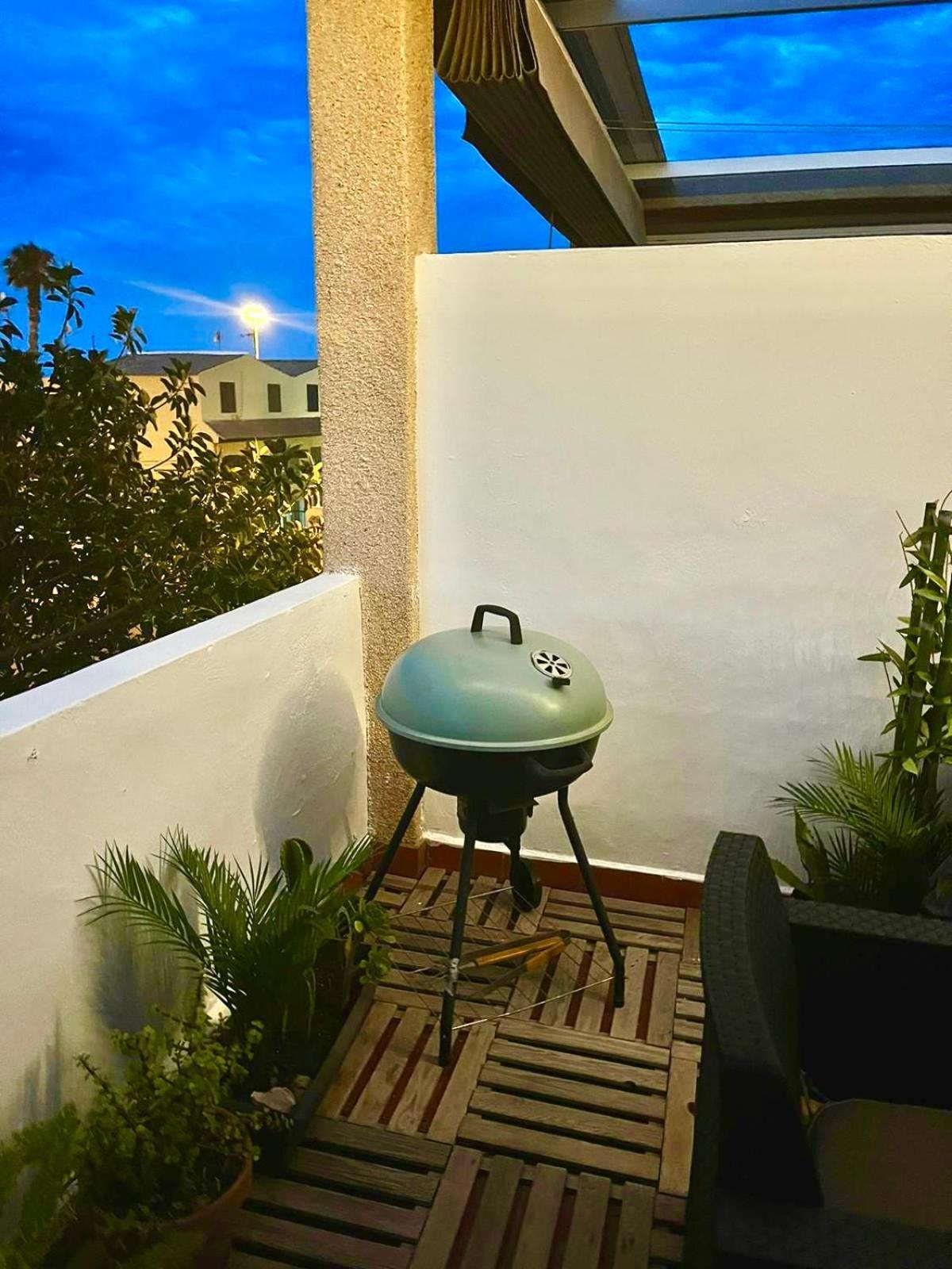 Przytulny Apartament 100M Od Plazy 托雷维耶哈 外观 照片