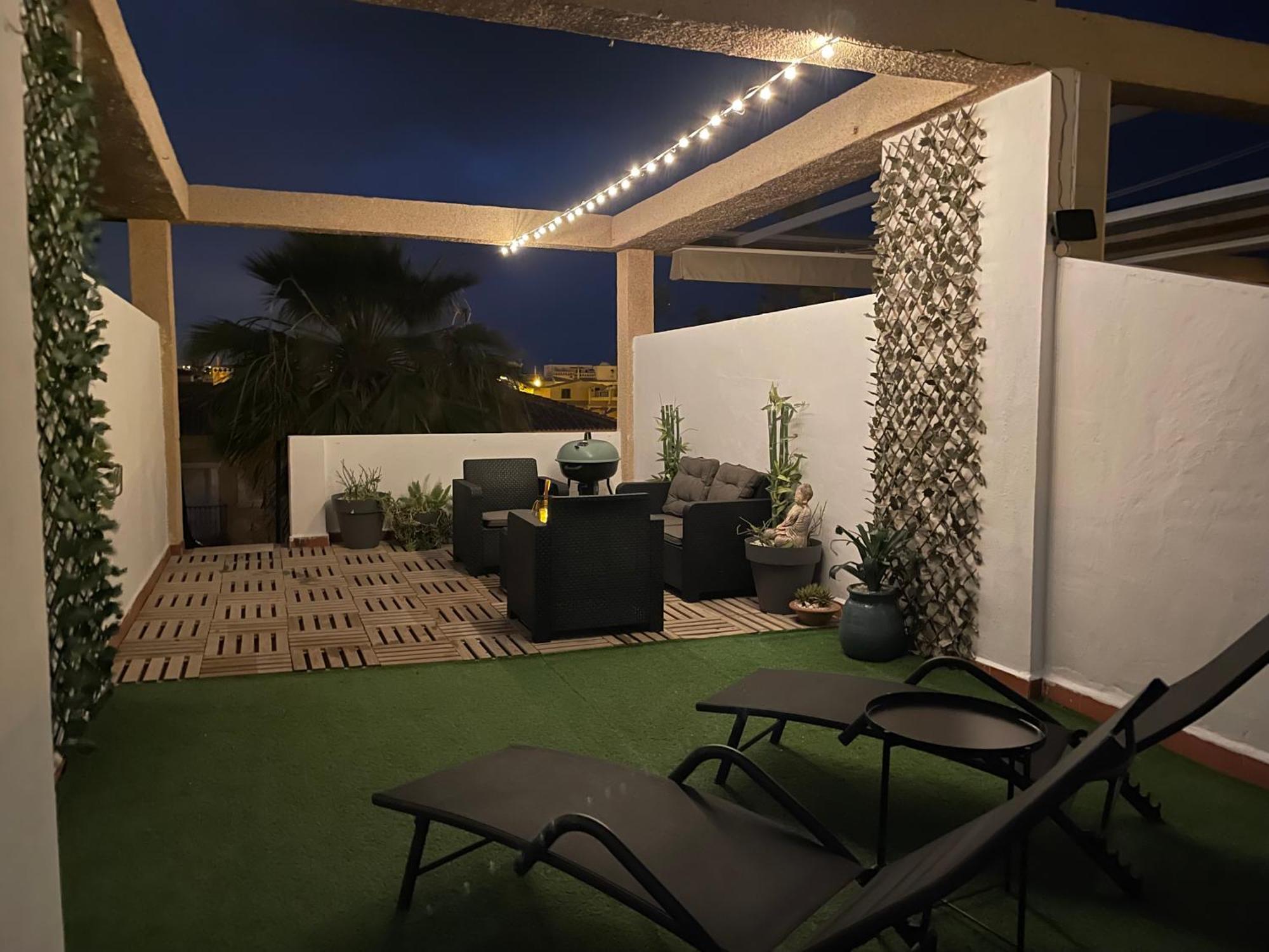 Przytulny Apartament 100M Od Plazy 托雷维耶哈 外观 照片
