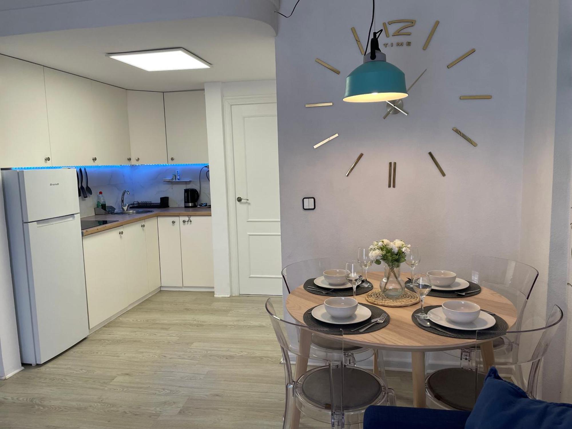 Przytulny Apartament 100M Od Plazy 托雷维耶哈 外观 照片